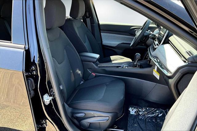 new 2025 Jeep Compass car, priced at $25,990