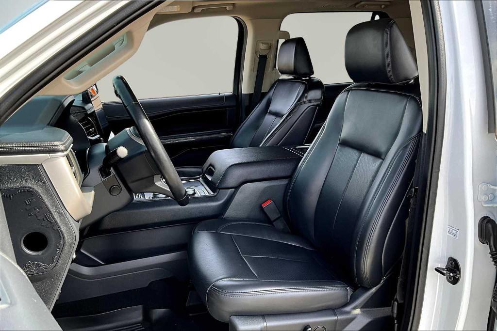 used 2024 Ford Expedition car, priced at $56,999