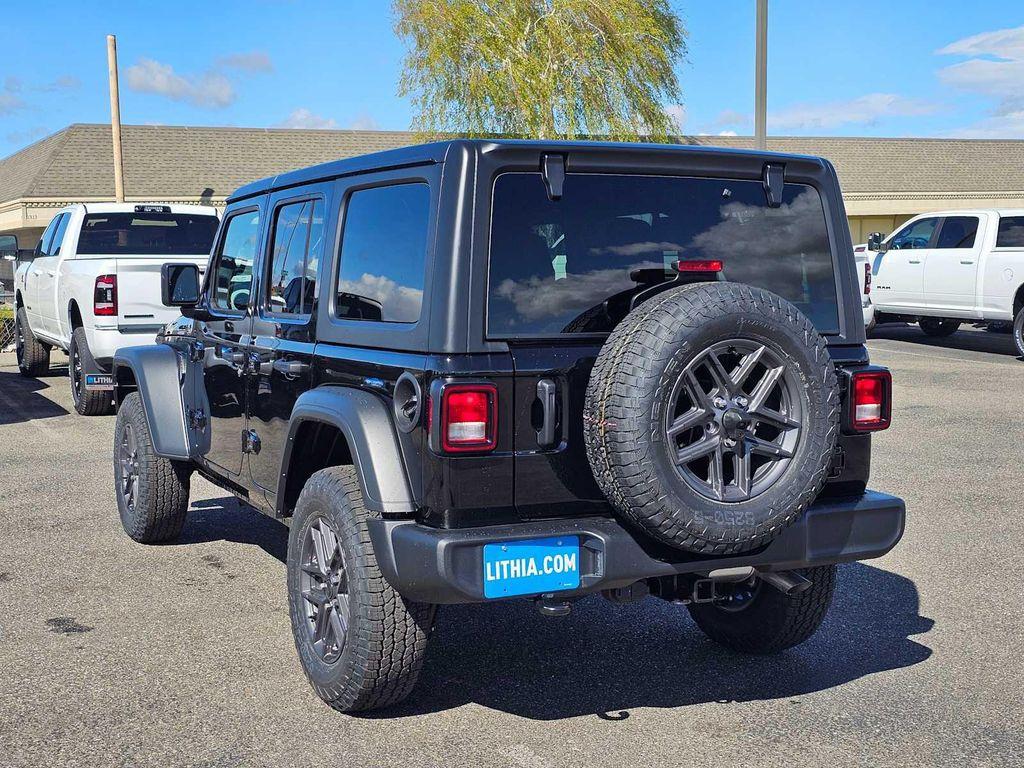 new 2025 Jeep Wrangler car, priced at $47,669