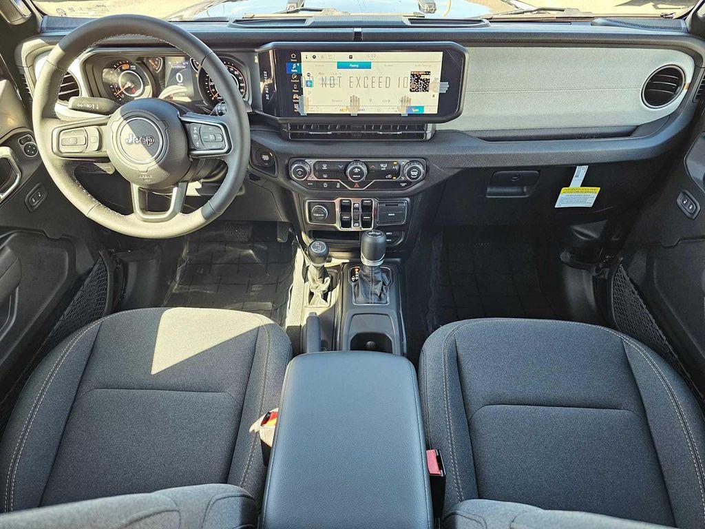 new 2025 Jeep Wrangler car, priced at $47,669