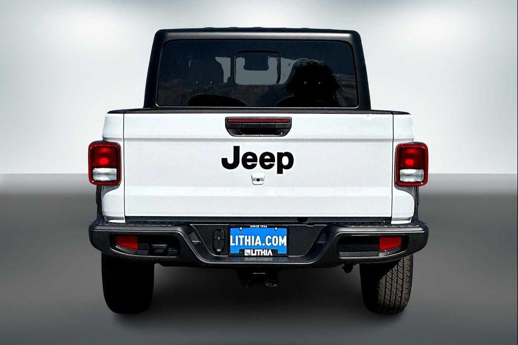 new 2025 Jeep Gladiator car, priced at $44,815