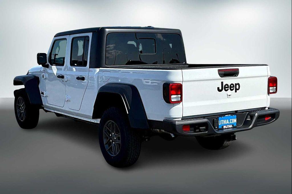 new 2025 Jeep Gladiator car, priced at $44,815