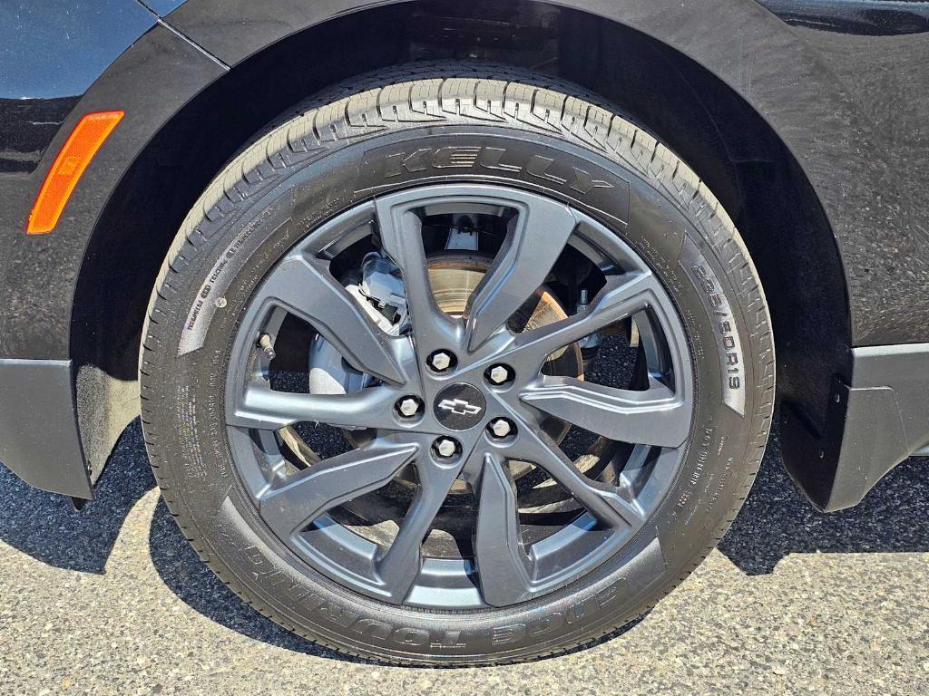 used 2022 Chevrolet Equinox car, priced at $25,999