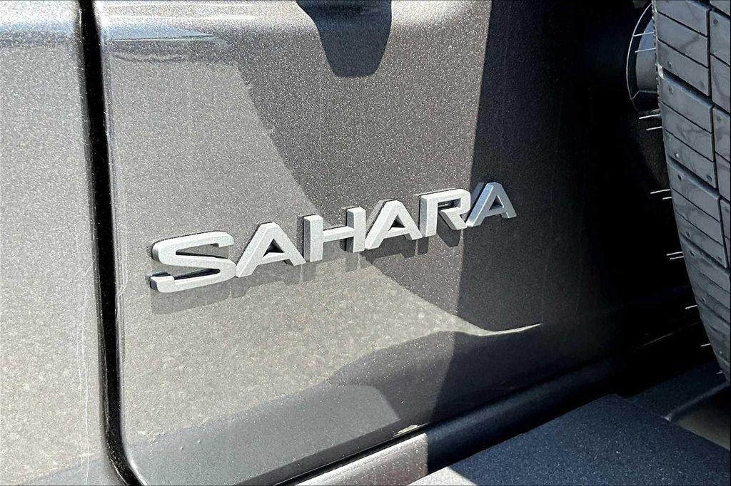 new 2025 Jeep Wrangler car, priced at $53,187