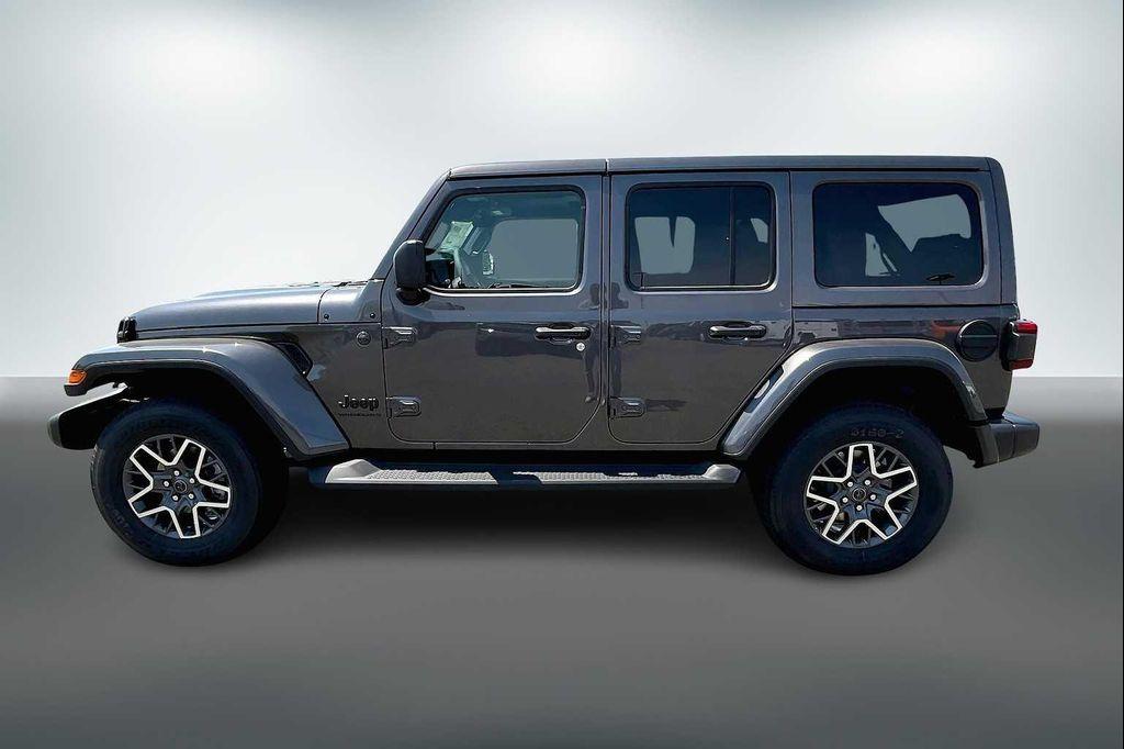 new 2025 Jeep Wrangler car, priced at $53,187