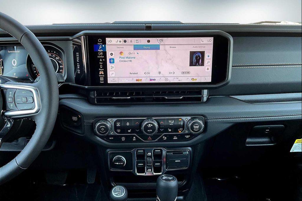 new 2025 Jeep Wrangler car, priced at $53,187