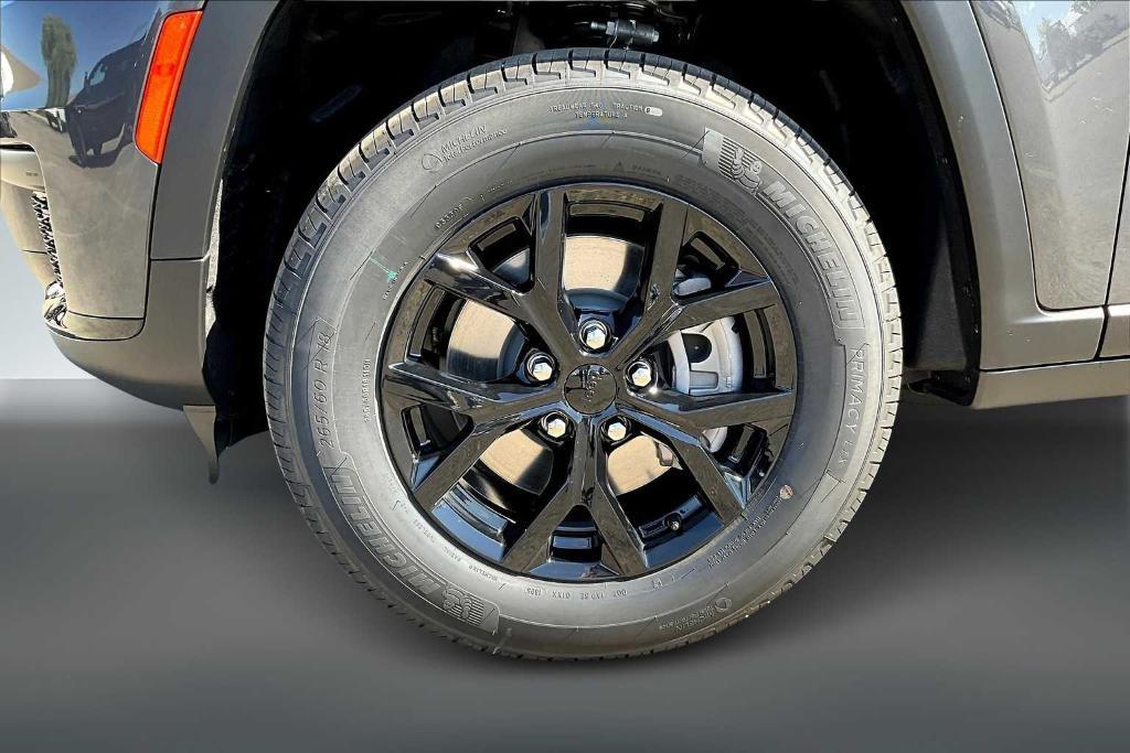 new 2025 Jeep Grand Cherokee L car, priced at $41,572