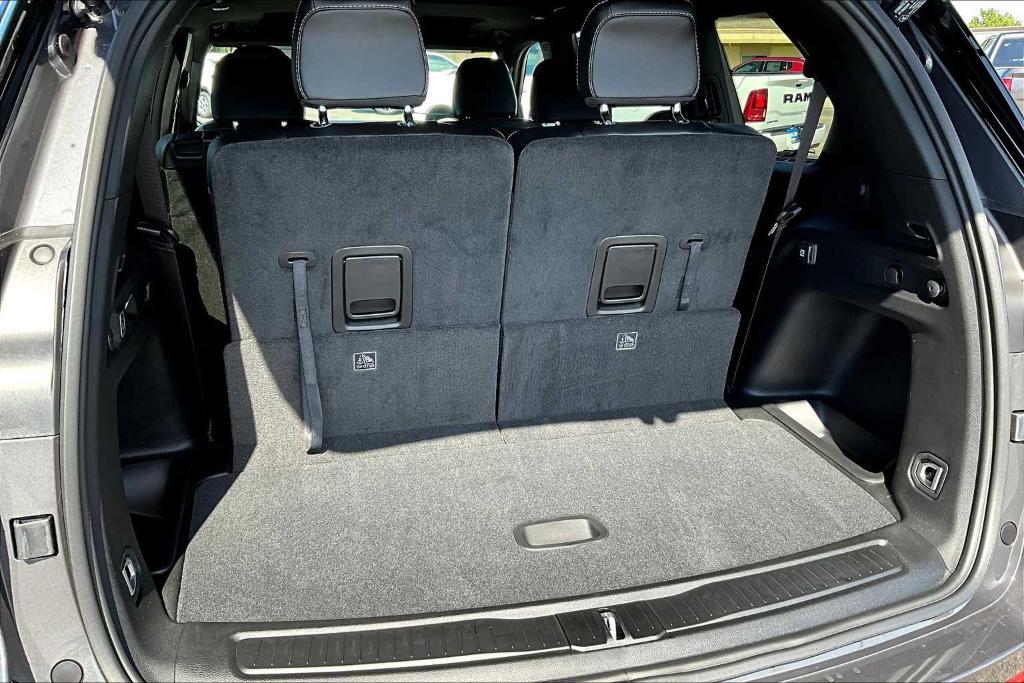new 2025 Jeep Grand Cherokee L car, priced at $41,572