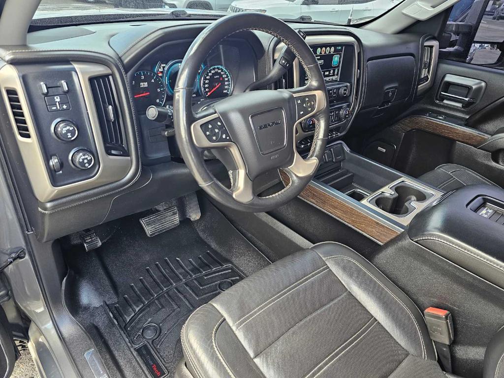 used 2017 GMC Sierra 1500 car, priced at $32,299