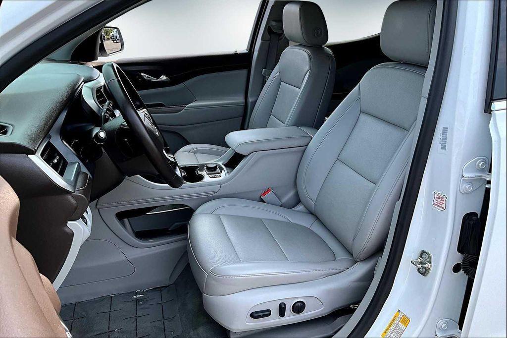used 2023 GMC Acadia car, priced at $22,488