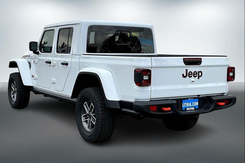 new 2025 Jeep Gladiator car, priced at $52,920