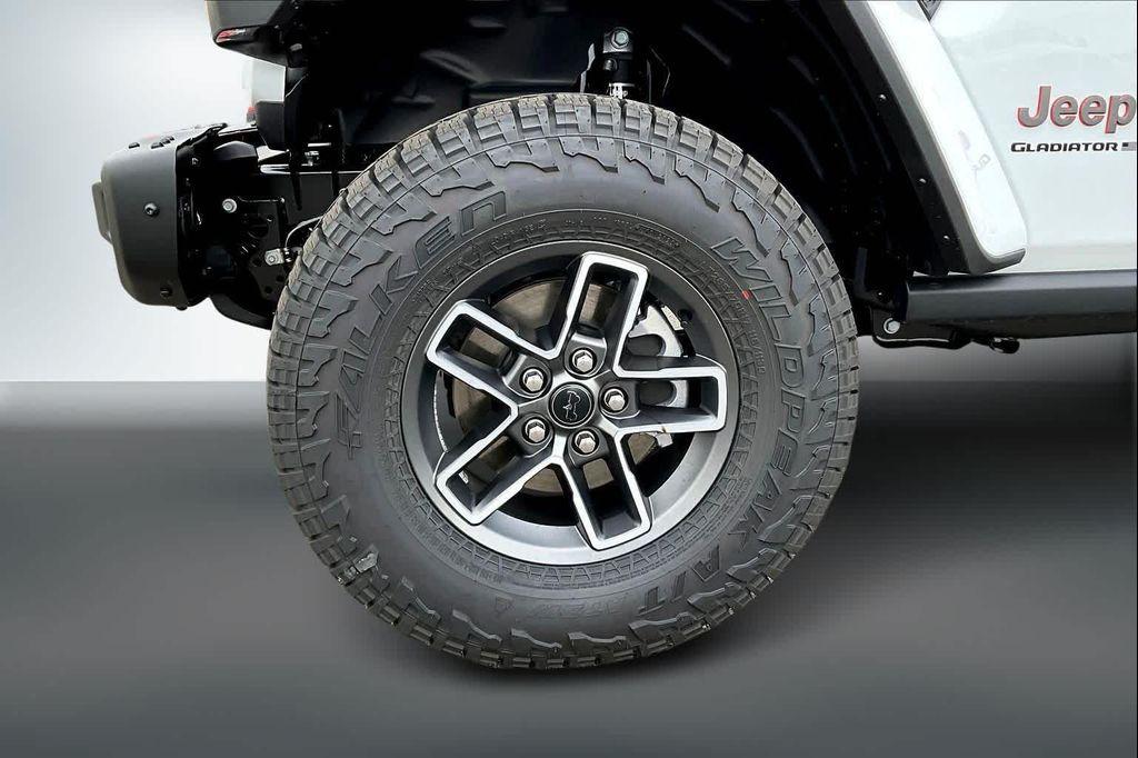 new 2025 Jeep Gladiator car, priced at $52,920