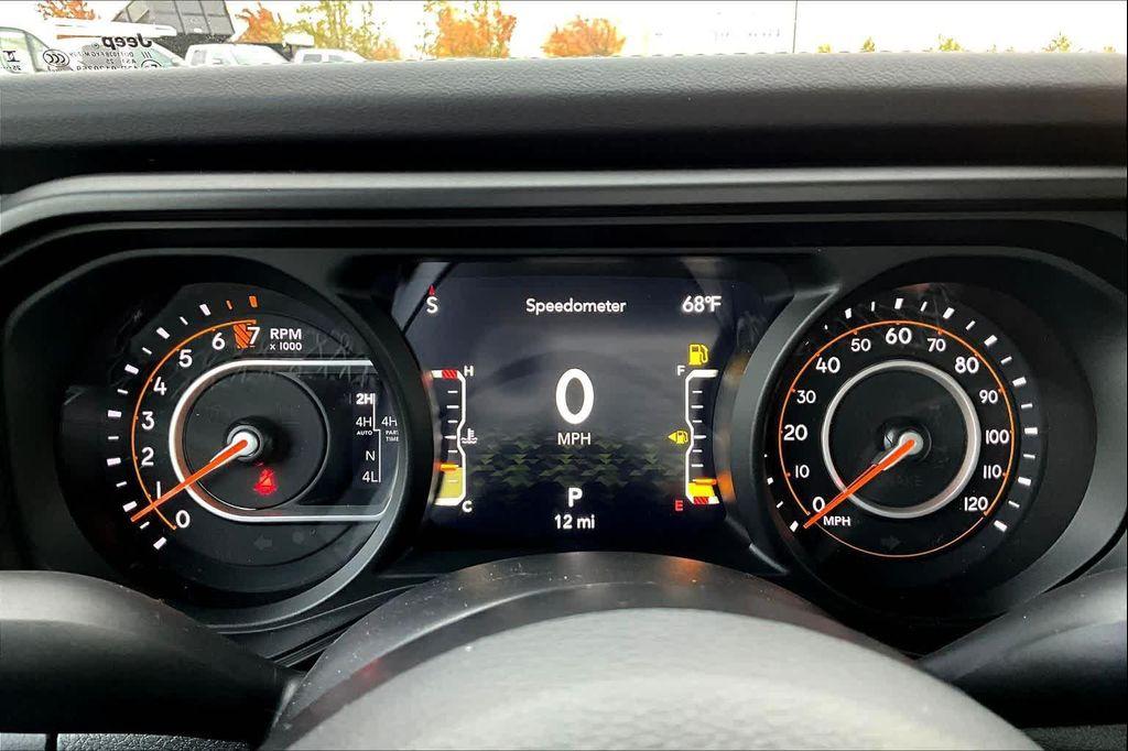 new 2025 Jeep Gladiator car, priced at $52,920