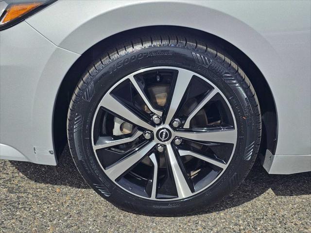 used 2023 Nissan Maxima car, priced at $21,499