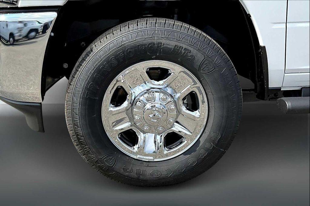 new 2025 Ram 3500 car, priced at $59,825