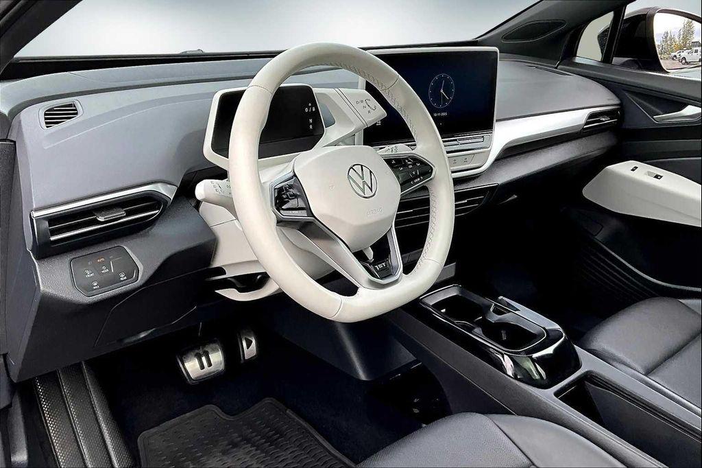 used 2021 Volkswagen ID.4 car, priced at $17,788