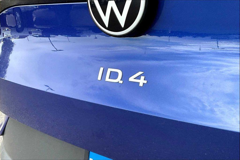 used 2021 Volkswagen ID.4 car, priced at $17,788