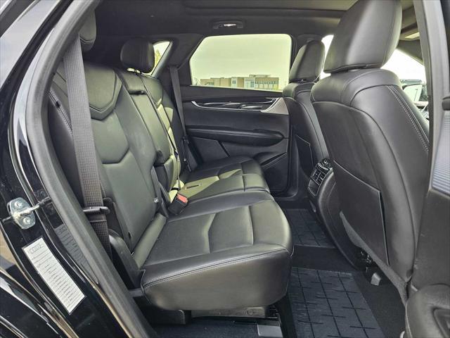 used 2023 Cadillac XT5 car, priced at $28,899