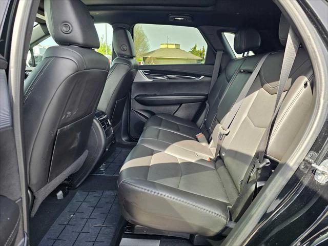 used 2023 Cadillac XT5 car, priced at $28,899