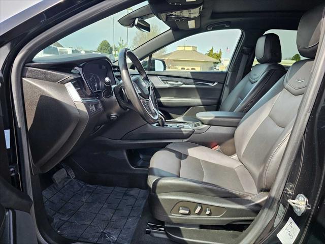 used 2023 Cadillac XT5 car, priced at $28,899