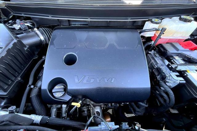 used 2021 Chevrolet Traverse car, priced at $21,888