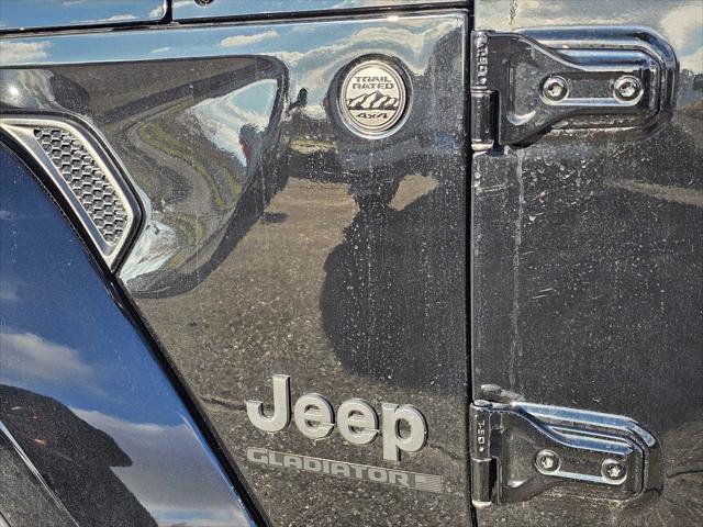 new 2024 Jeep Gladiator car, priced at $48,897