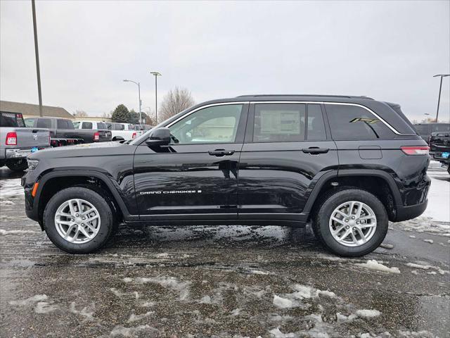 new 2025 Jeep Grand Cherokee car, priced at $39,670