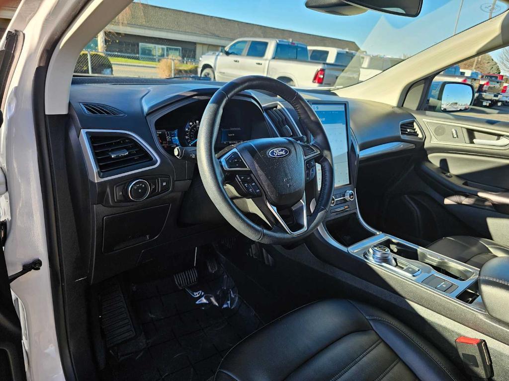 used 2023 Ford Edge car, priced at $22,999