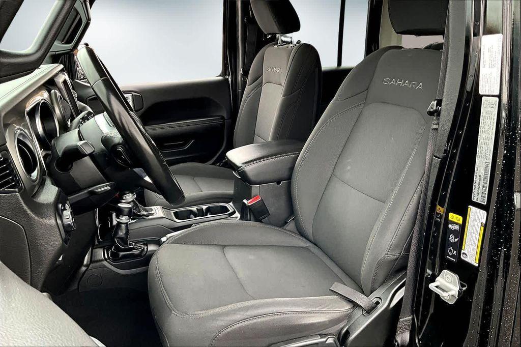 used 2022 Jeep Wrangler Unlimited car, priced at $31,988