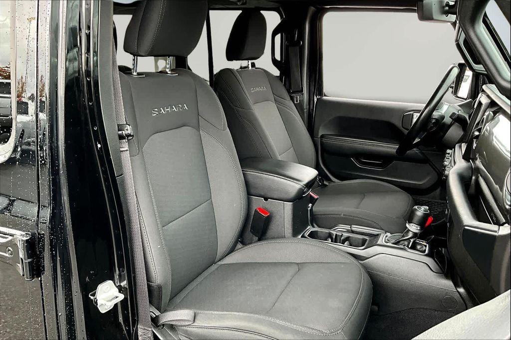 used 2022 Jeep Wrangler Unlimited car, priced at $31,988