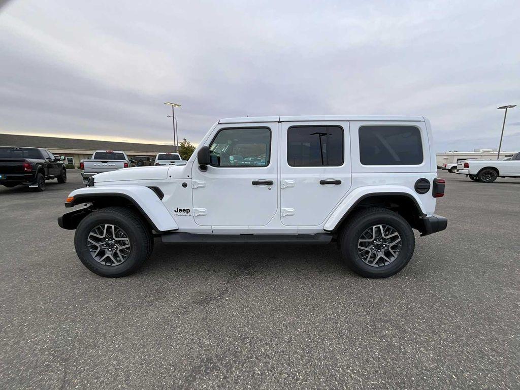 new 2026 Jeep Wrangler car, priced at $51,295