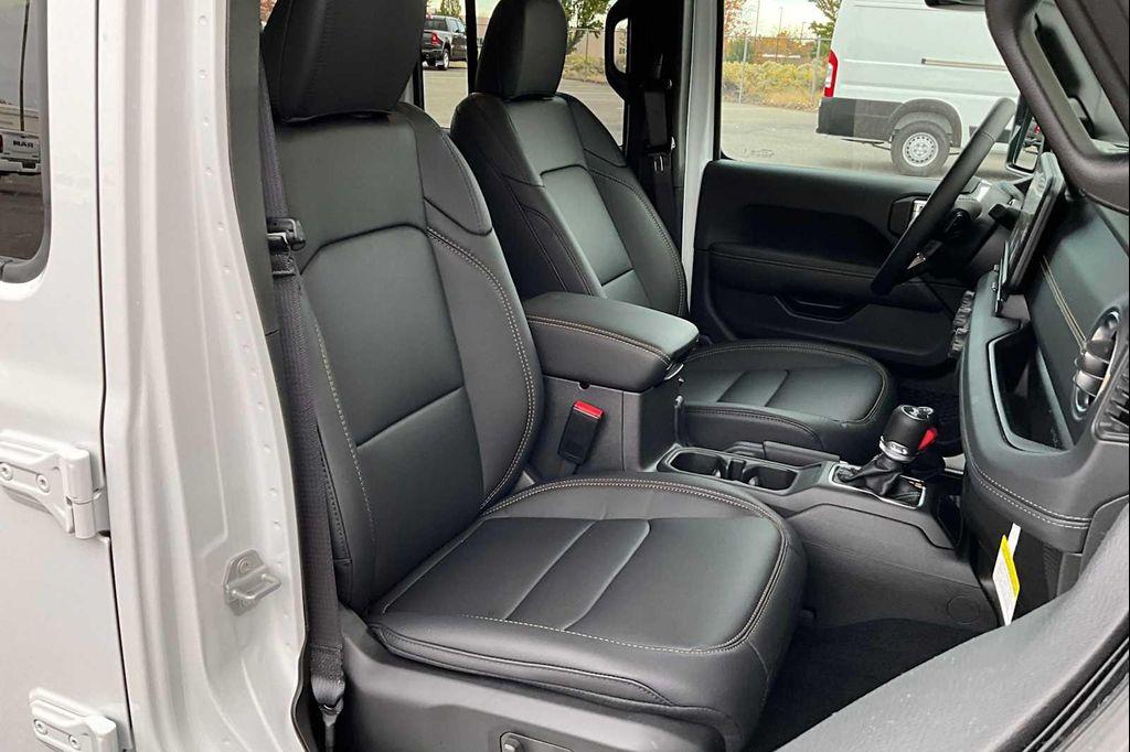 new 2026 Jeep Wrangler car, priced at $51,295