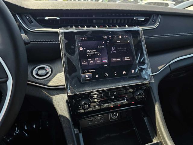 new 2025 Jeep Grand Cherokee L car, priced at $45,497