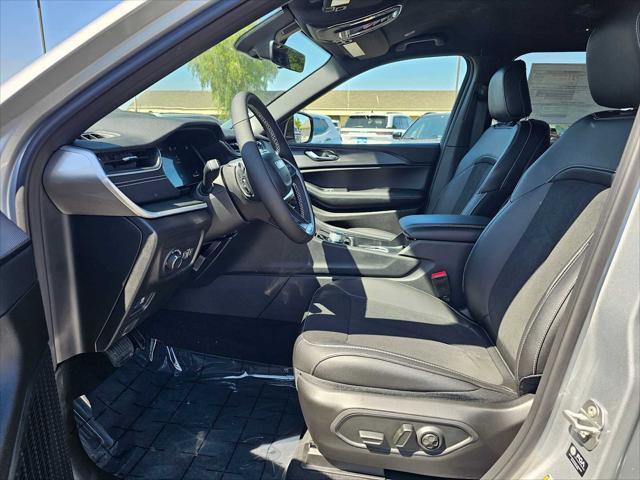 new 2025 Jeep Grand Cherokee L car, priced at $45,497