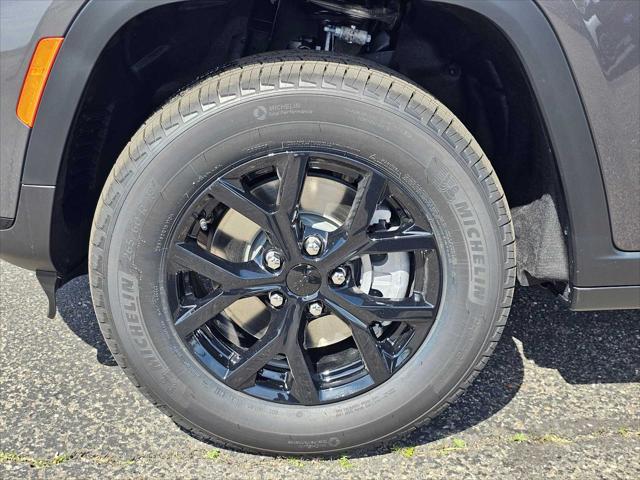 new 2025 Jeep Grand Cherokee L car, priced at $45,480