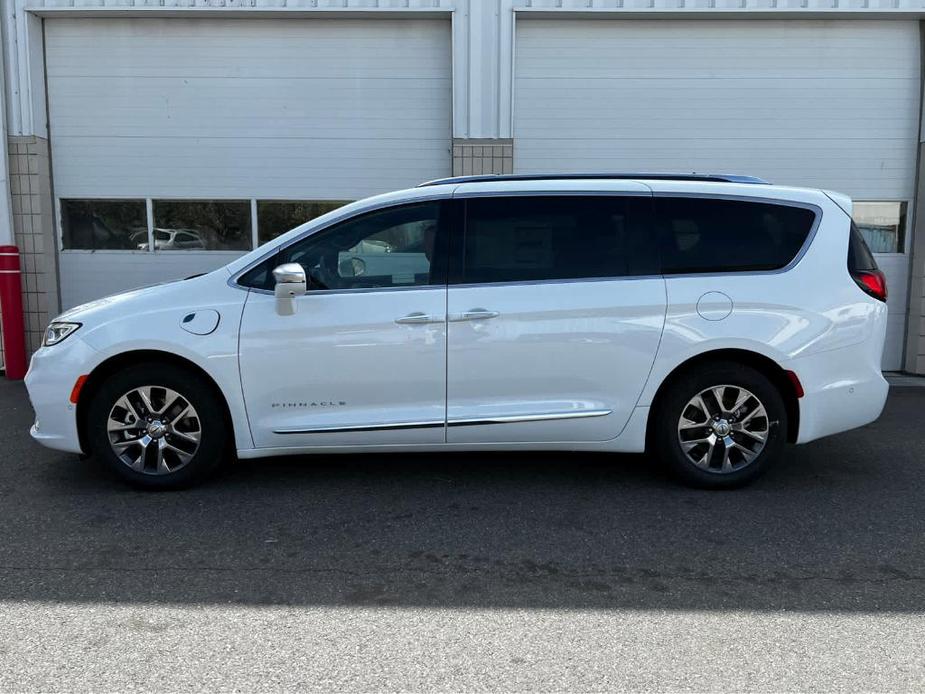 new 2024 Chrysler Pacifica Hybrid car, priced at $60,340