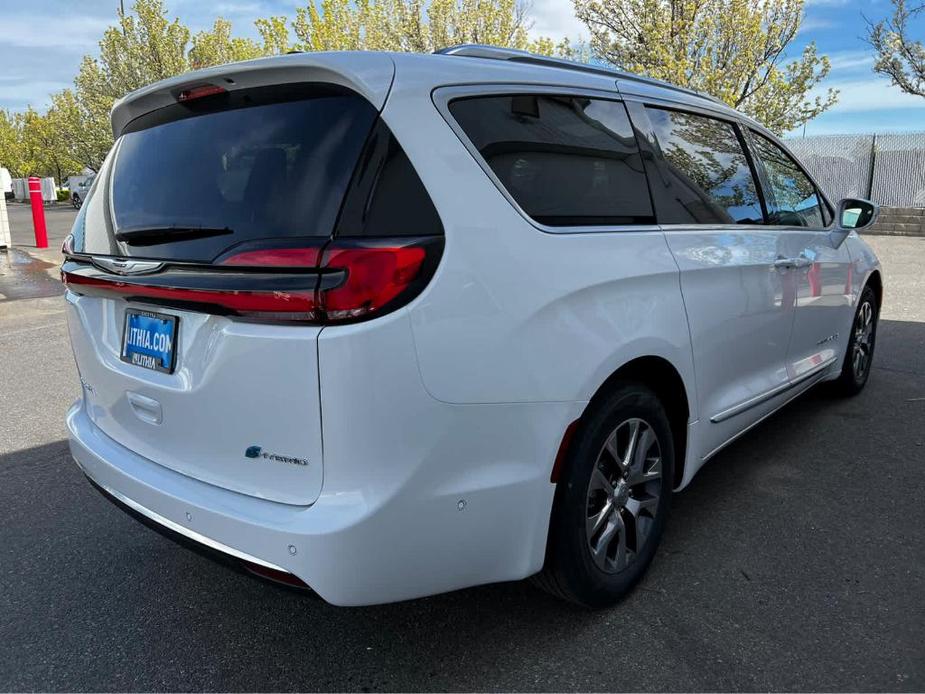 new 2024 Chrysler Pacifica Hybrid car, priced at $60,340