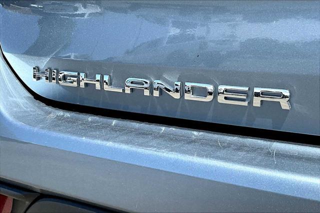used 2024 Toyota Highlander car, priced at $44,888