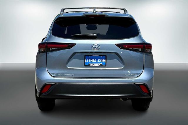 used 2024 Toyota Highlander car, priced at $44,888