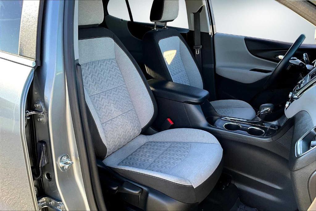 used 2024 Chevrolet Equinox car, priced at $22,788