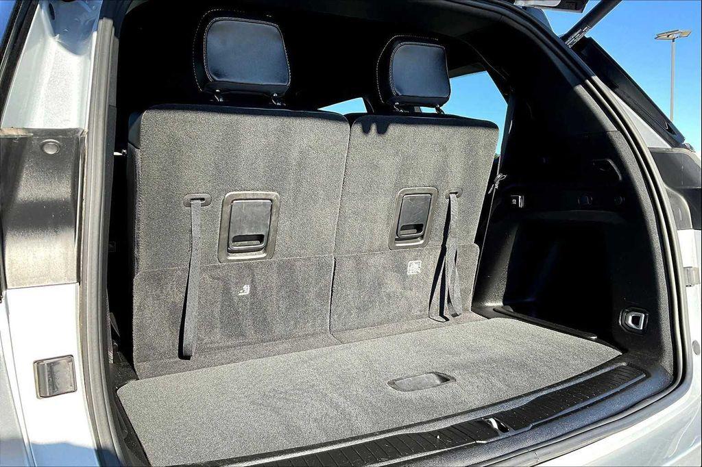 used 2024 Jeep Grand Cherokee L car, priced at $31,488