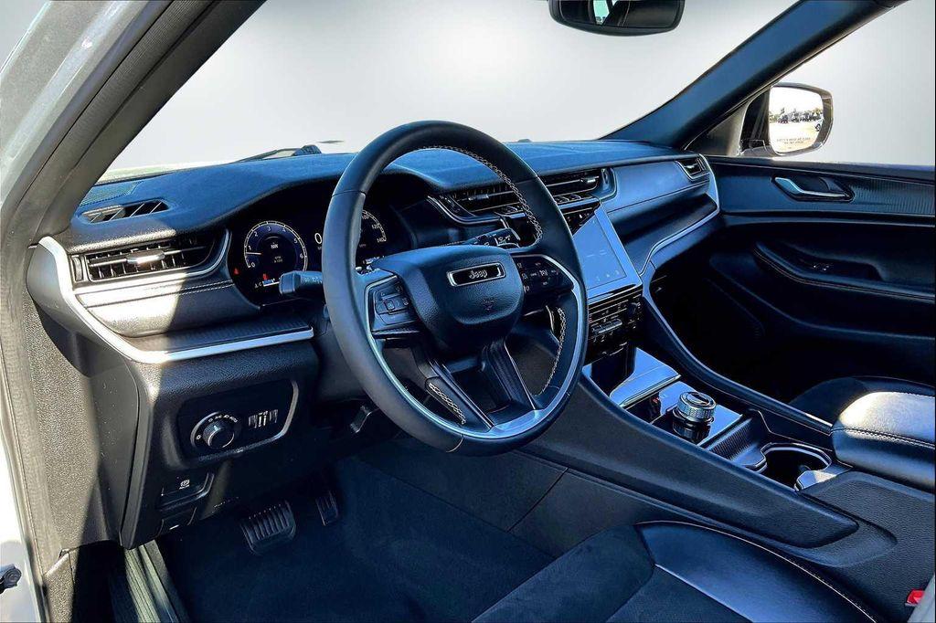 used 2024 Jeep Grand Cherokee L car, priced at $31,488