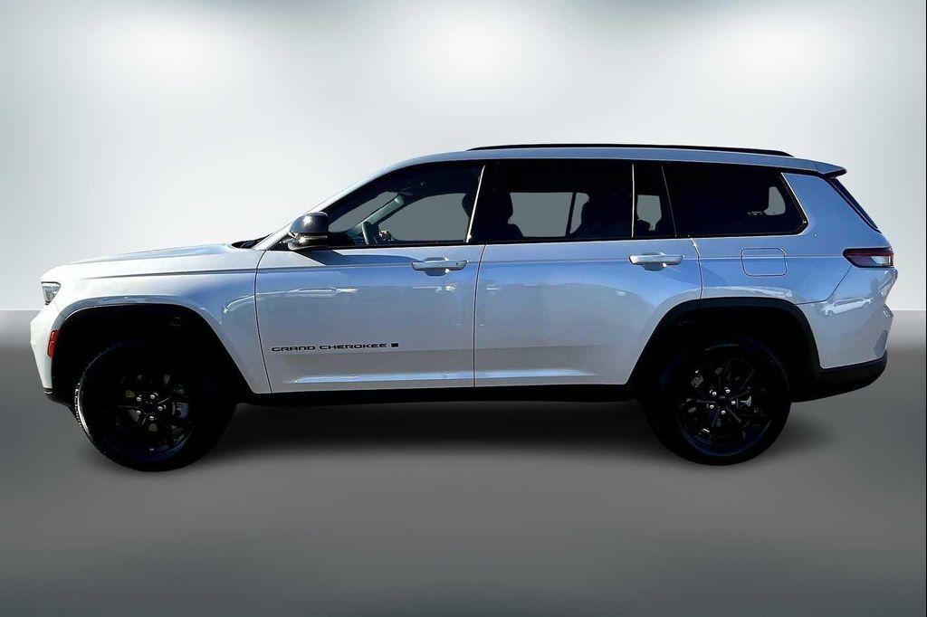 used 2024 Jeep Grand Cherokee L car, priced at $31,488