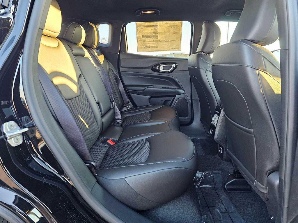 new 2025 Jeep Compass car, priced at $27,855