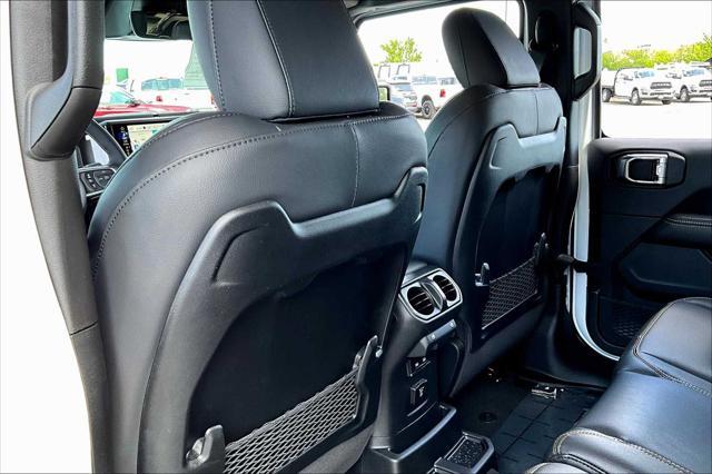 new 2025 Jeep Wrangler car, priced at $52,105