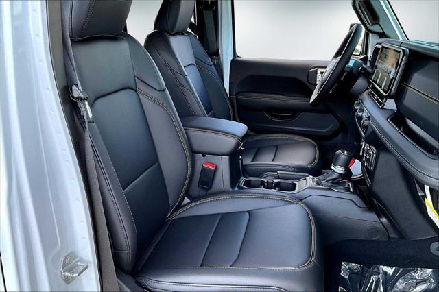 new 2025 Jeep Wrangler car, priced at $52,105