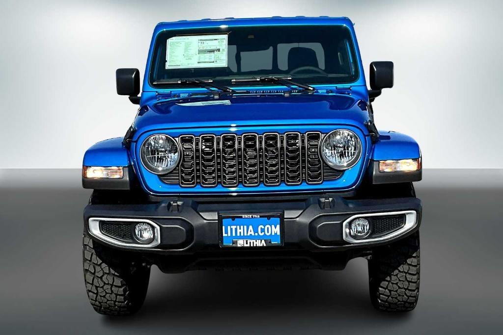 new 2025 Jeep Gladiator car, priced at $44,894