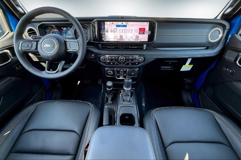 new 2025 Jeep Gladiator car, priced at $44,894