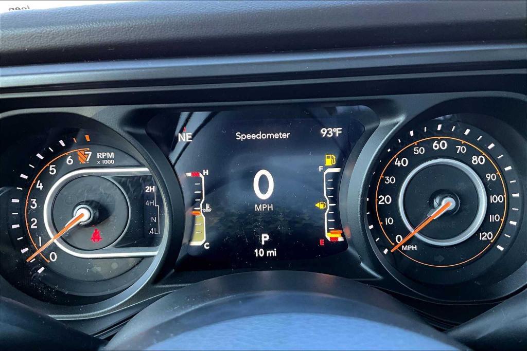 new 2025 Jeep Gladiator car, priced at $44,894