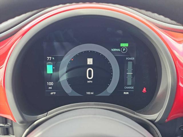 new 2024 FIAT 500e car